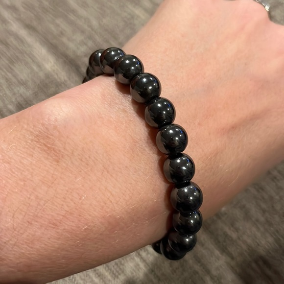 Silver Hematite Bead Stretch Bracelet - Picture 2 of 2